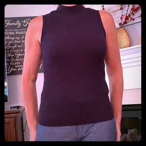 Ribbed mock neck turtleneck